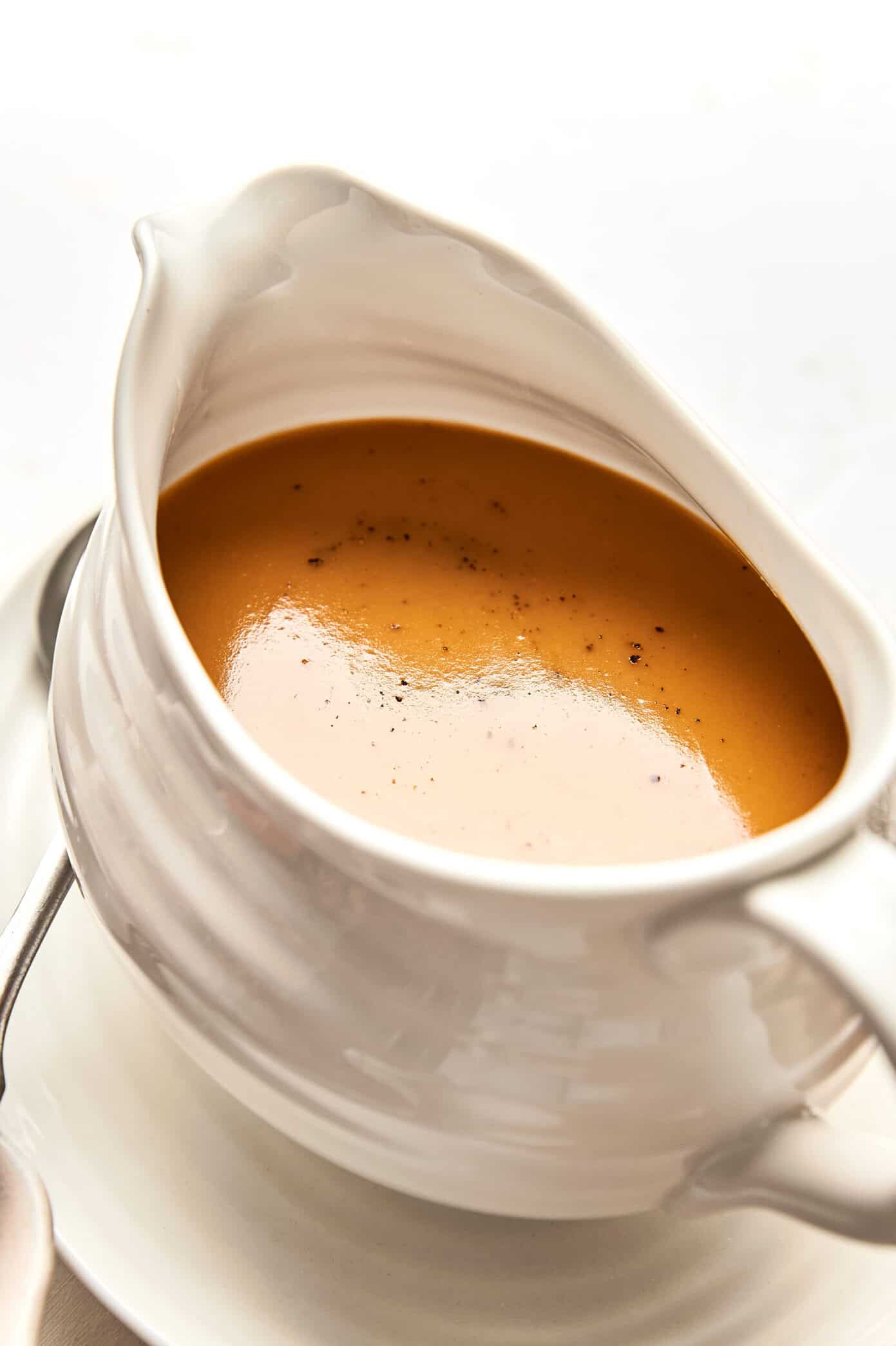 Mastering Turkey Gravy: Simple Steps for Rich, Lump-Free Results